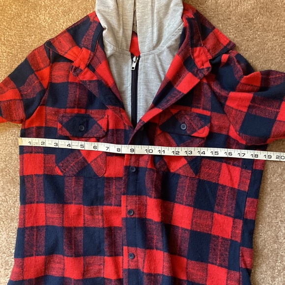 Red/Blue Plaid Long Sleeve Shirt/Hoodie Jacket - Picture 8 of 10